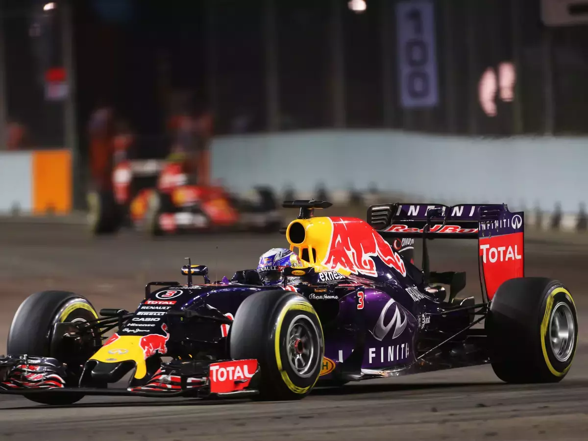 Foto zur News: Red Bull hadert mit dem Timing der Safety-Car-Phasen