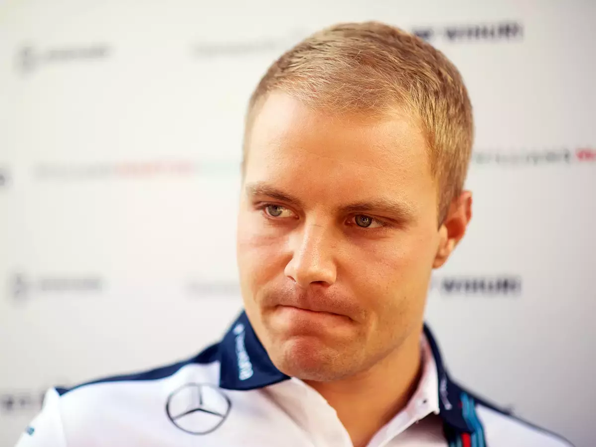 Foto zur News: Unter Rot überholt: Bottas mit Strafe nicht einverstanden