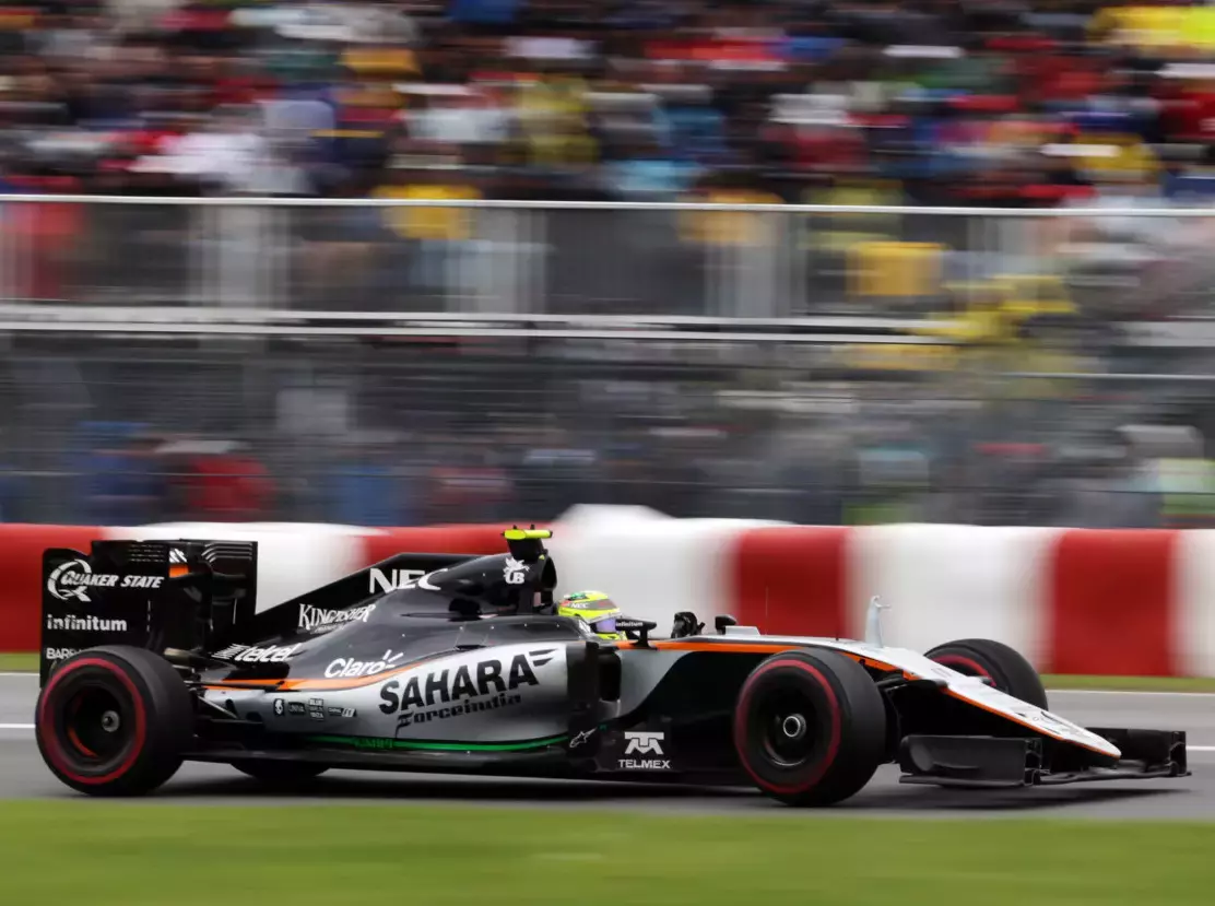 Foto zur News: Zu kalt für Soft: Force India verwachst die Strategie