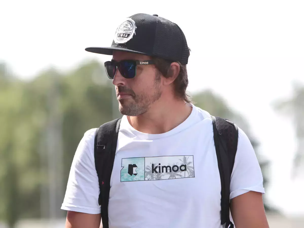 Foto zur News: Fernando Alonso dementiert: Würde nie ohne Grund aufgeben!