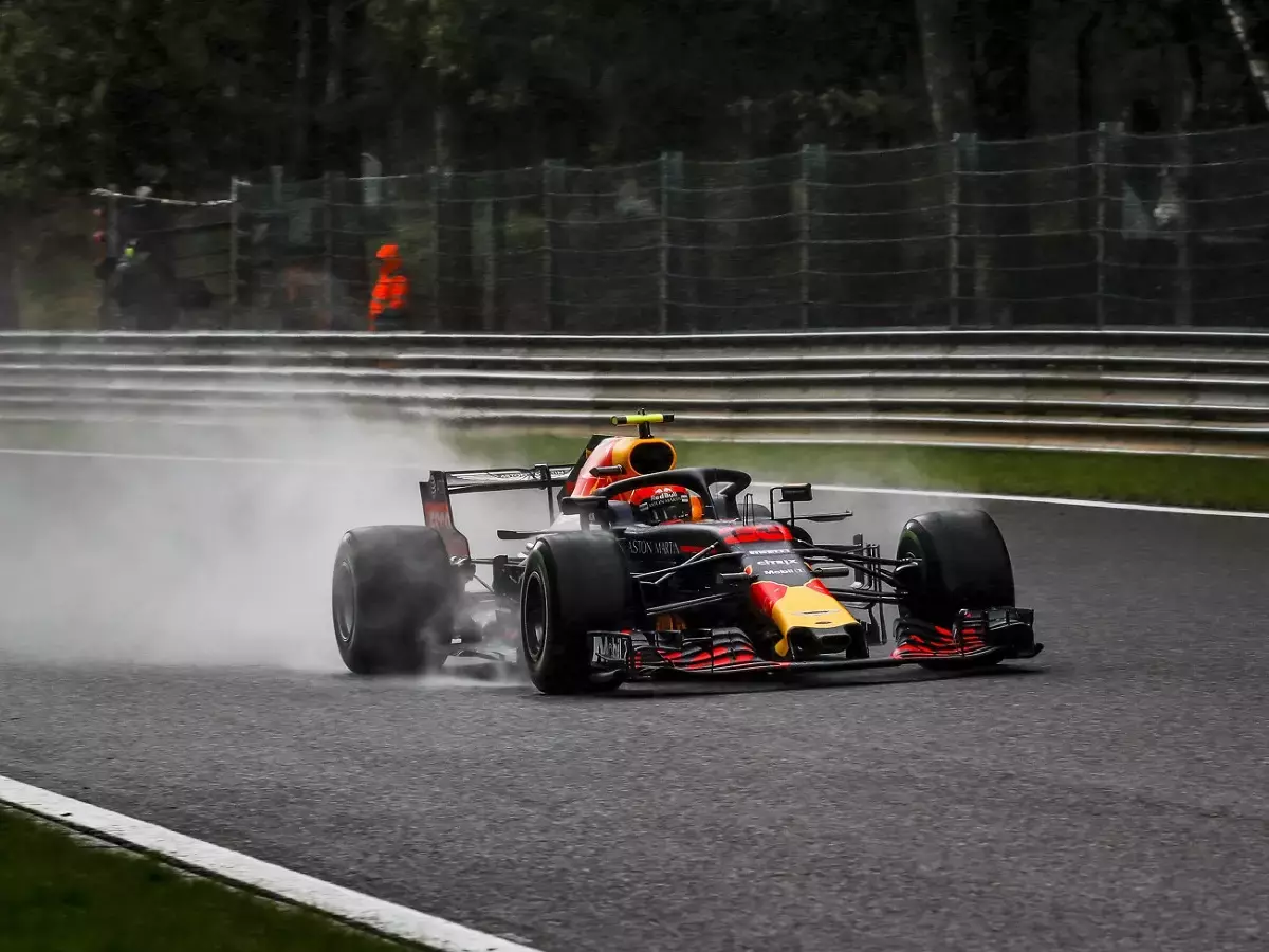 Foto zur News: Zu wenig Sprit: Red Bull verkalkuliert sich im Spa-Qualifying