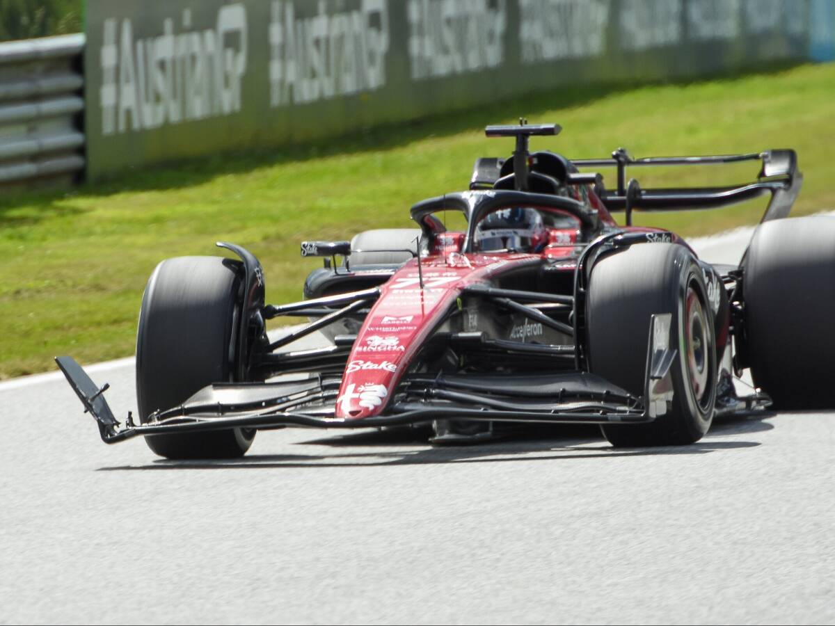 Foto zur News: Valtteri Bottas: Schaden am Auto hat halbe Sekunde pro Runde gekostet