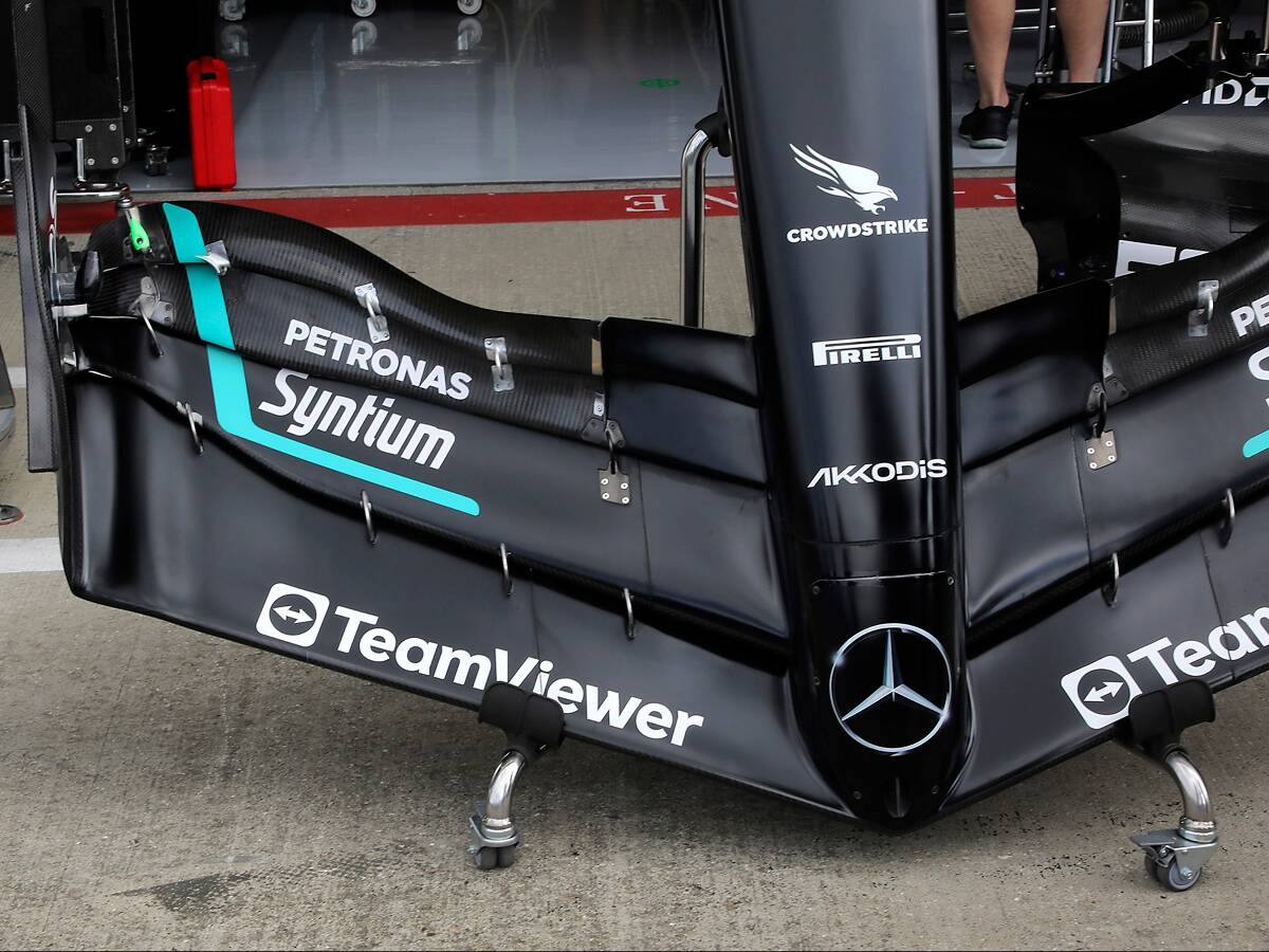 Foto zur News: Neuer Frontflügel bei Mercedes: Wende beim Heimspiel?