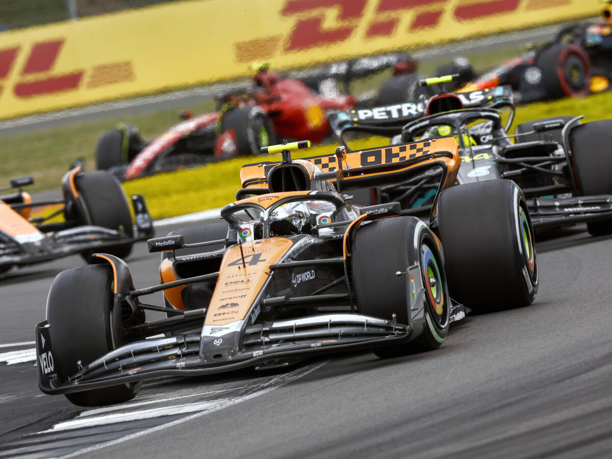 Foto zur News: Hamilton: McLaren war in Silverstone zu "100 Prozent" schneller als wir