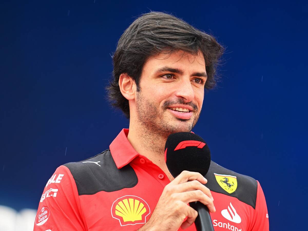 Foto zur News: Carlos Sainz: Hungaroring sollte Ferrari etwas besser liegen