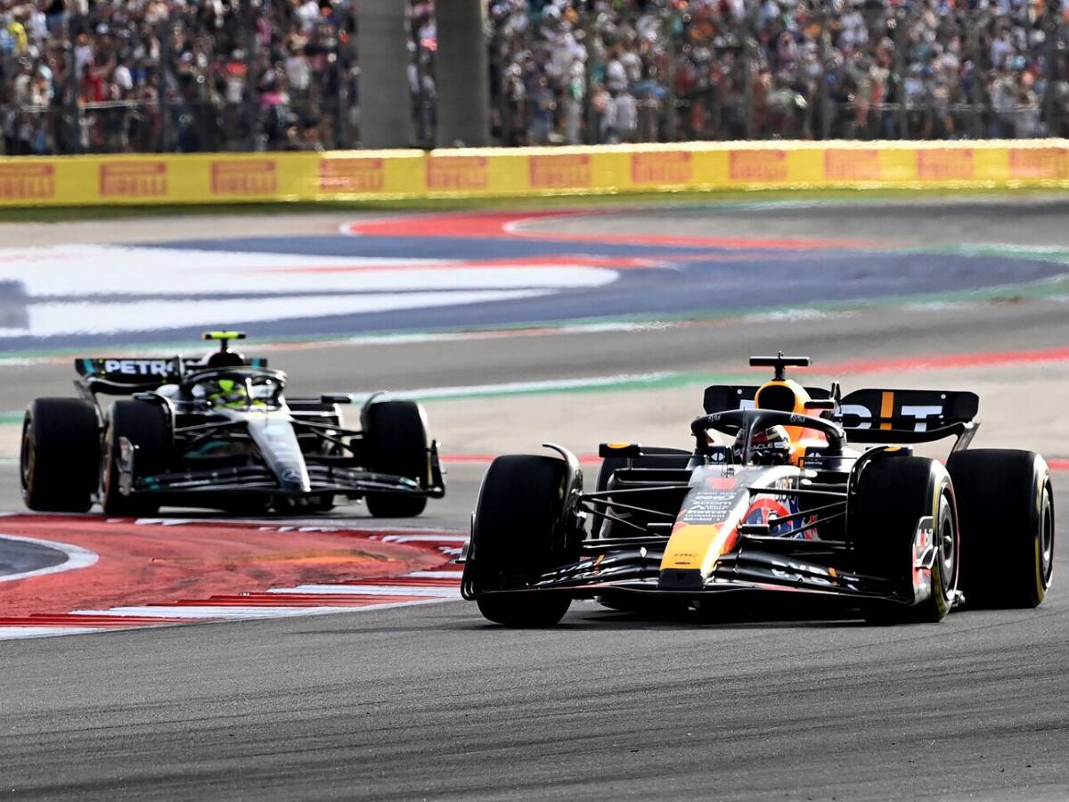 Foto zur News: Lewis Hamilton: Was hat er im Austin-Sprint hinter Max Verstappen gelernt?