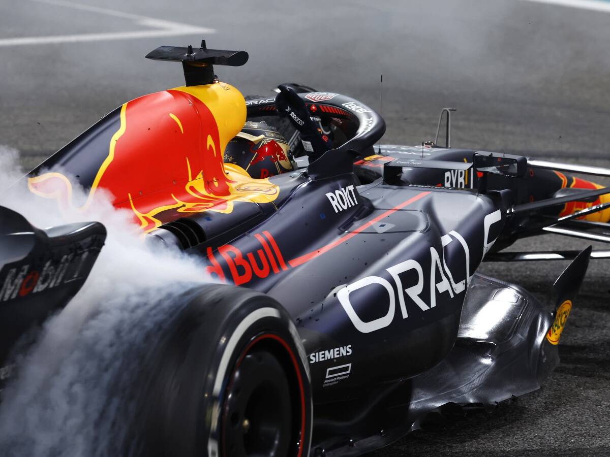 Foto zur News: Fahrernoten Abu Dhabi: Max Verstappen krönt fast perfekte Saison