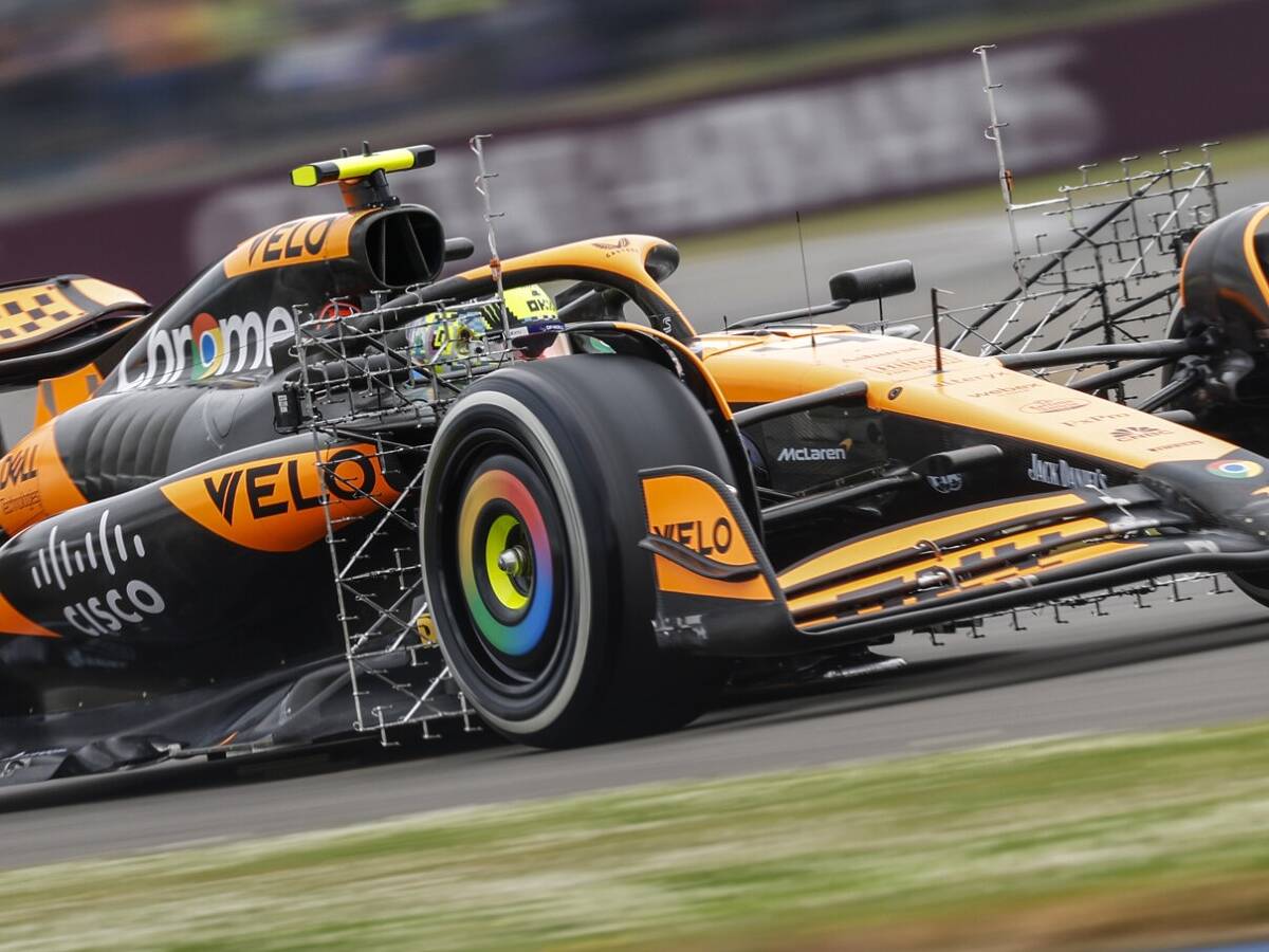 Foto zur News: Lando Norris bei Trainingsauftakt in Silverstone Schnellster