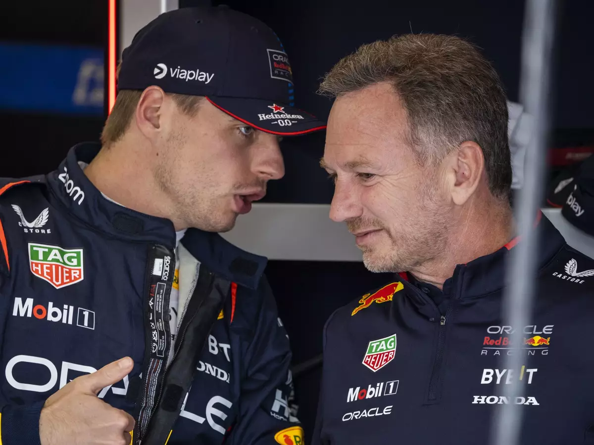 Foto zur News: Horner über Verstappen #AND# Mercedes: "Werden Sie 2028 noch hier sein?"