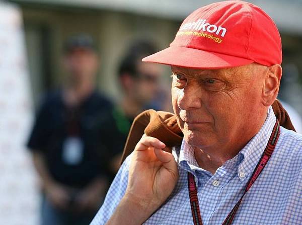 Foto zur News: Lauda: "Webber hat die besten Chancen"