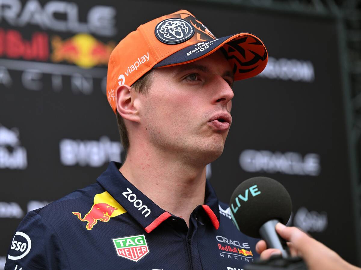 Foto zur News: Verstappen wehrt sich gegen Sim-Kritik: "Werden irgendwelche Dinge erfunden"