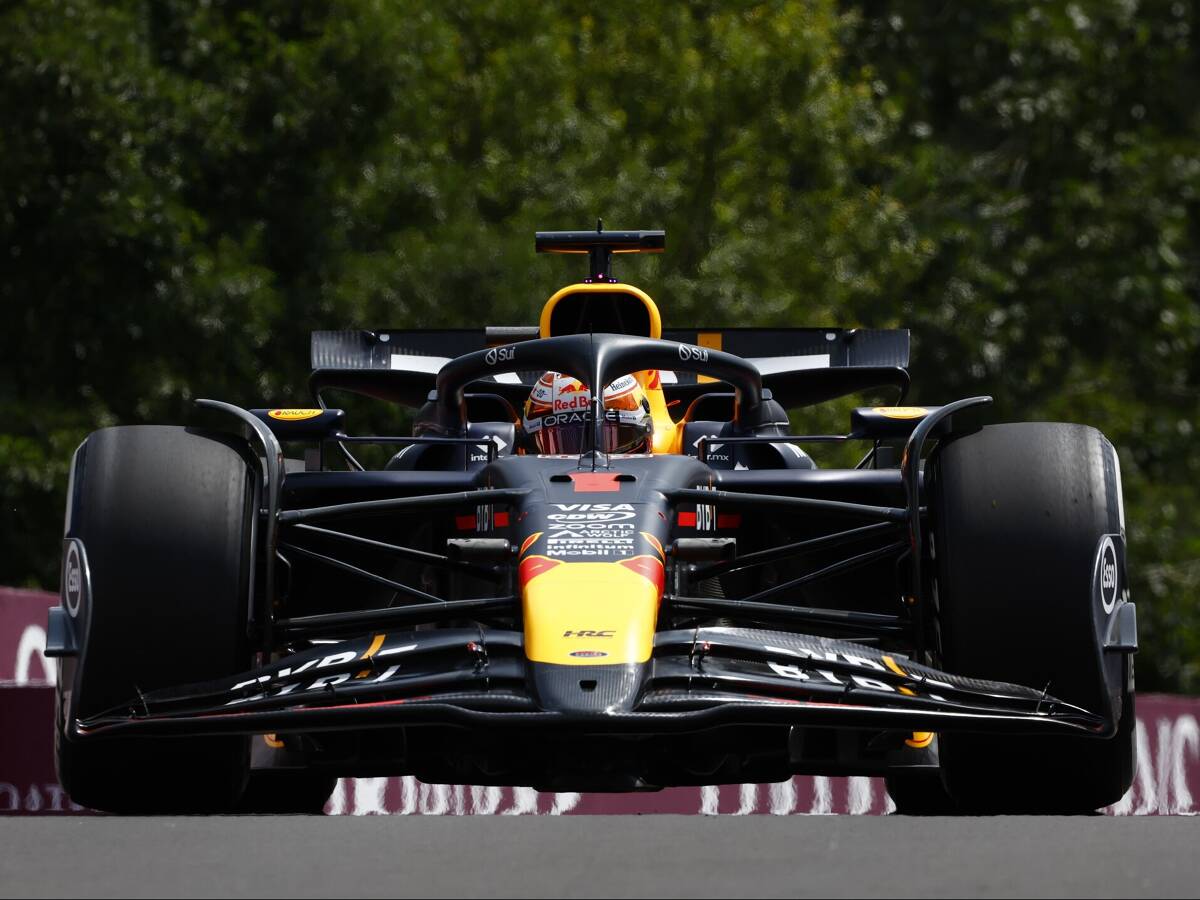 Foto zur News: Halbe Sekunde Vorsprung: Verstappen Schnellster im ersten Spa-Training