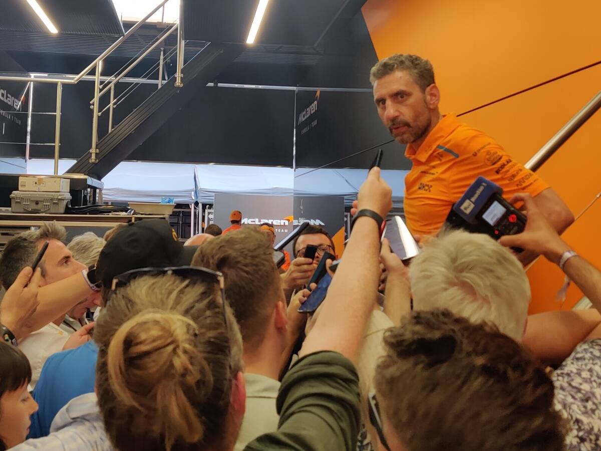 Foto zur News: Alonso lobt McLaren-Erfolgsgarant Stella: "Er ist ein unglaublicher Anführer"