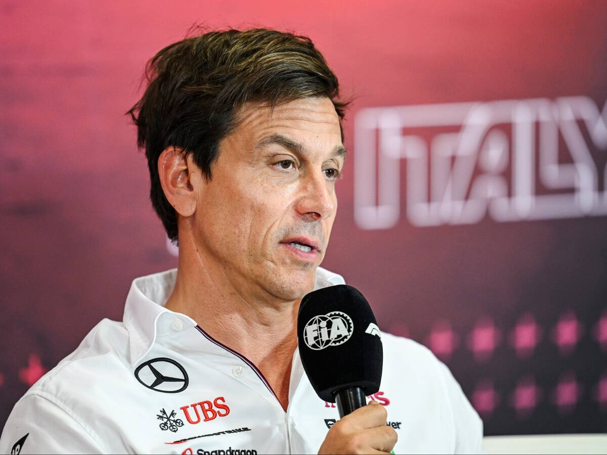 Foto zur News: Toto Wolff: Monza "eins der schlechtesten Rennen" von Red Bull