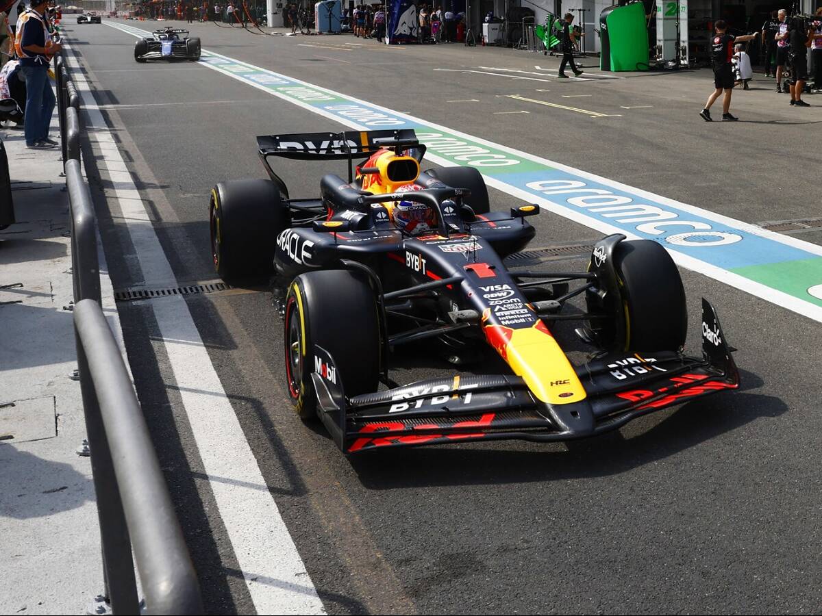 Foto zur News: Dreimal rote Flagge und Bestzeit für Verstappen beim Auftakt in Baku