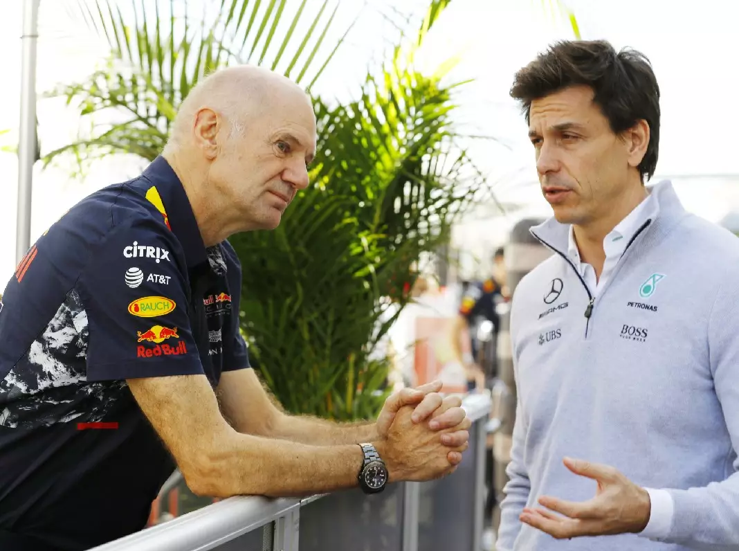 Foto zur News: Toto Wolff: Warum Mercedes Adrian Newey dann doch nicht wollte