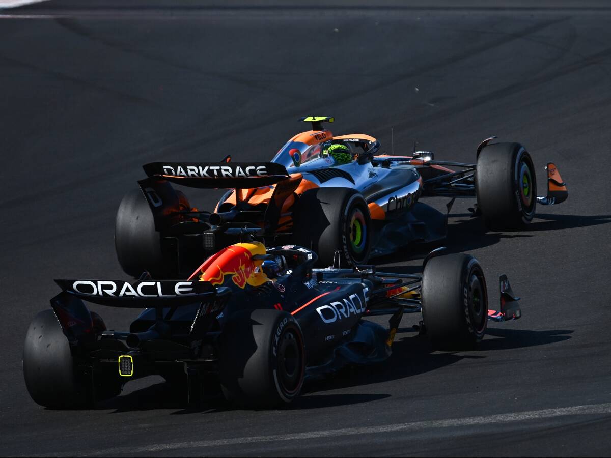 Foto zur News: Norris vs. Verstappen: "Unangemessene Einmischung der Sportkommissare"