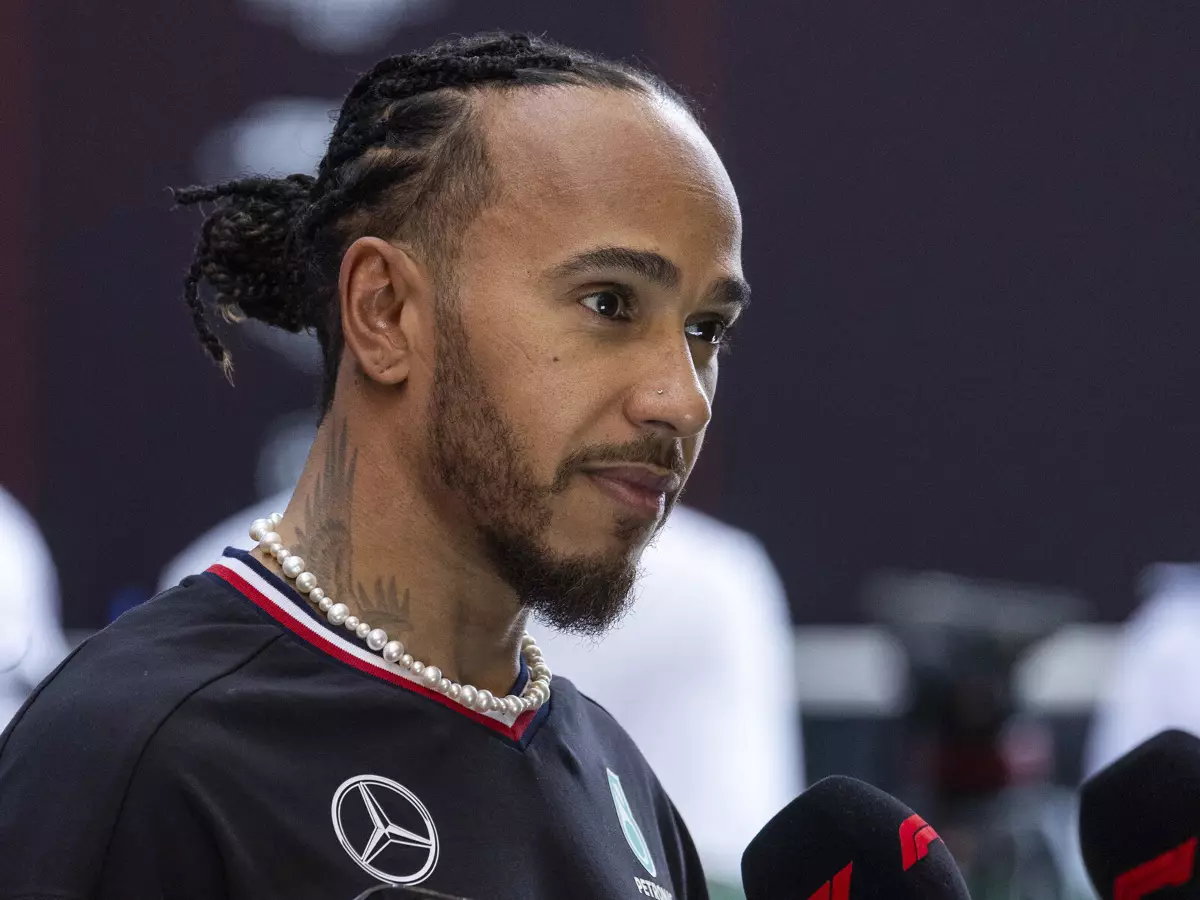 Foto zur News: "Ich möchte fahren!": Hamilton düpiert Domenicali und Pirelli live im TV