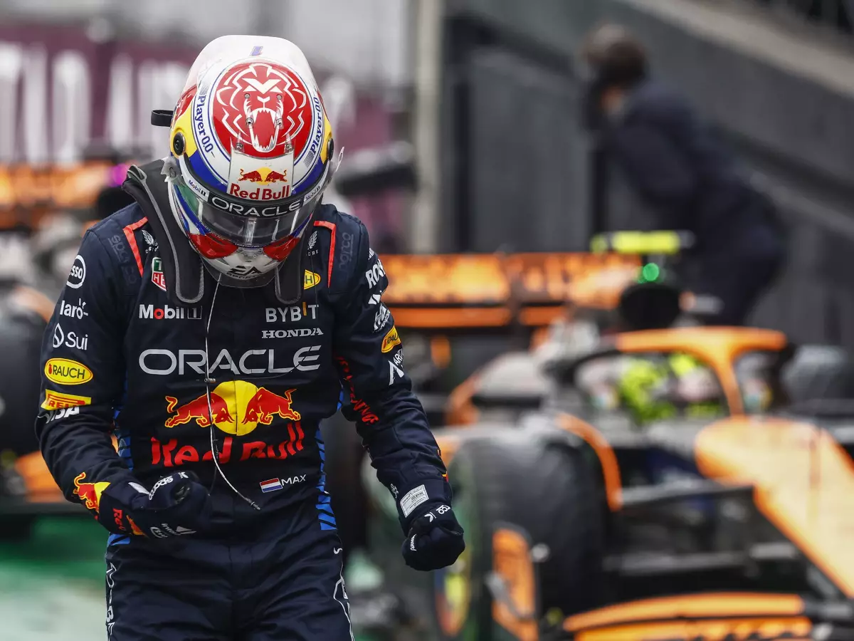 Foto zur News: Wer letzte Nacht am besten geschlafen hat: Max Verstappen