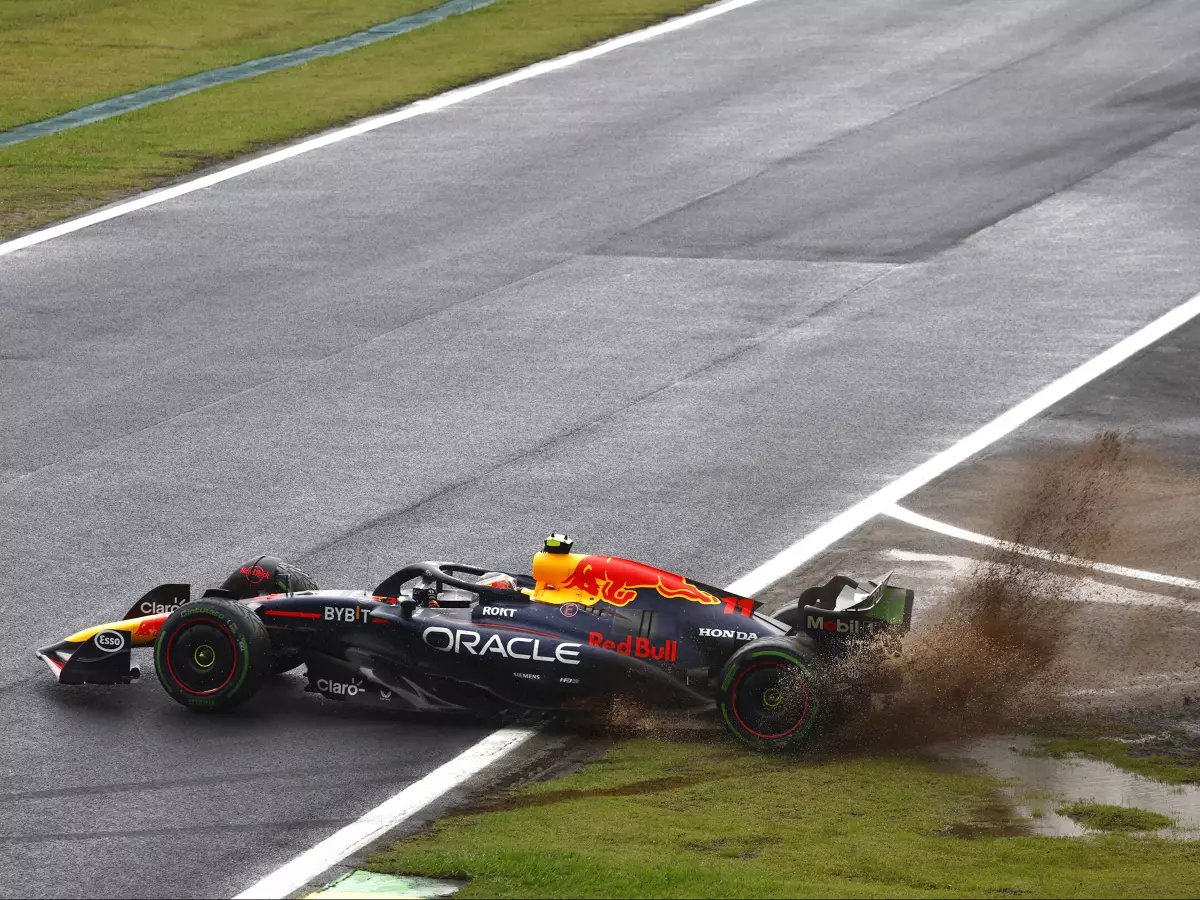 Foto zur News: "Ein totales Desaster" für Sergio Perez in Brasilien: Red-Bull-Pilot  ohne WM-Punkte!