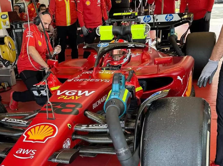 Foto zur News: Wegen Oliver Bearman: Ferrari setzt in Abu Dhabi auf Antonio Fuoco