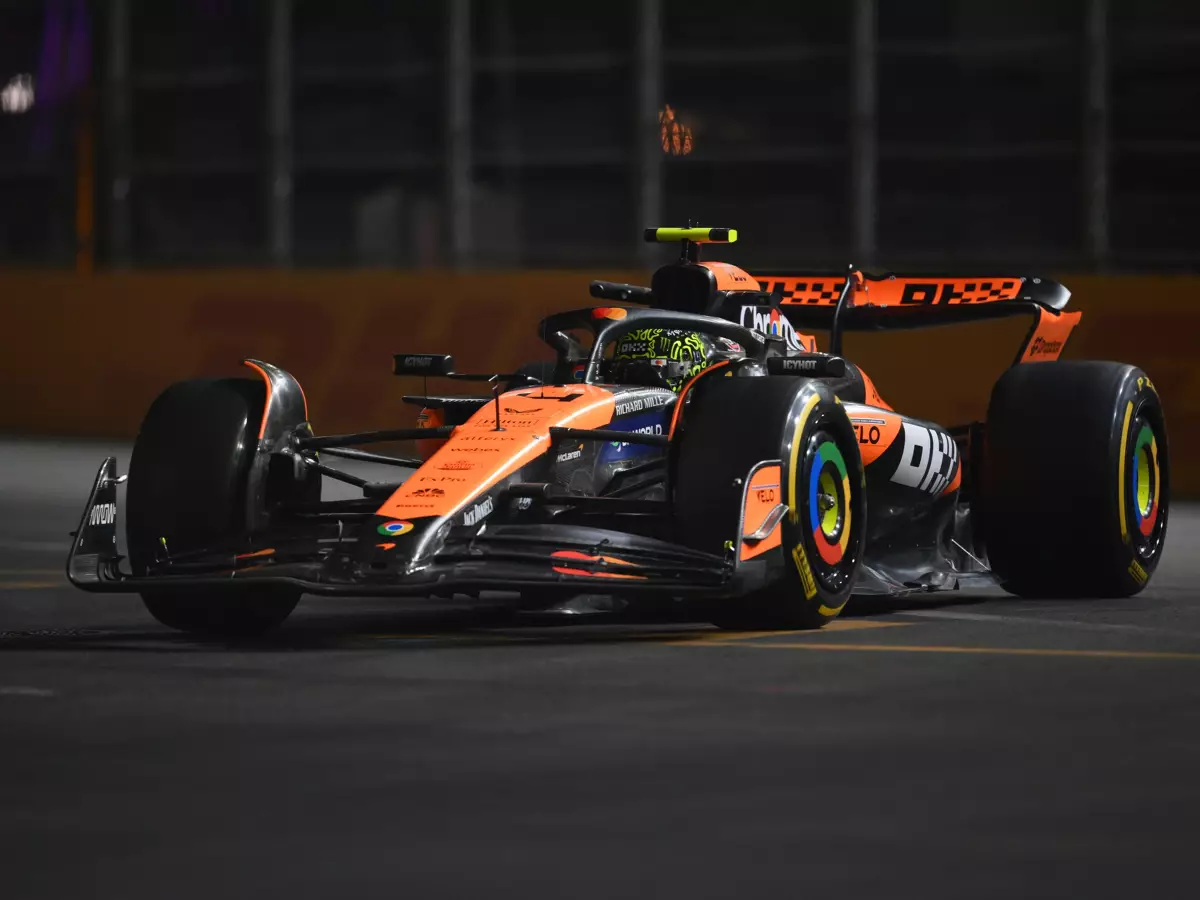 Foto zur News: Lando Norris: McLaren-Renntrimm mit viel Sprit war "schockierend"