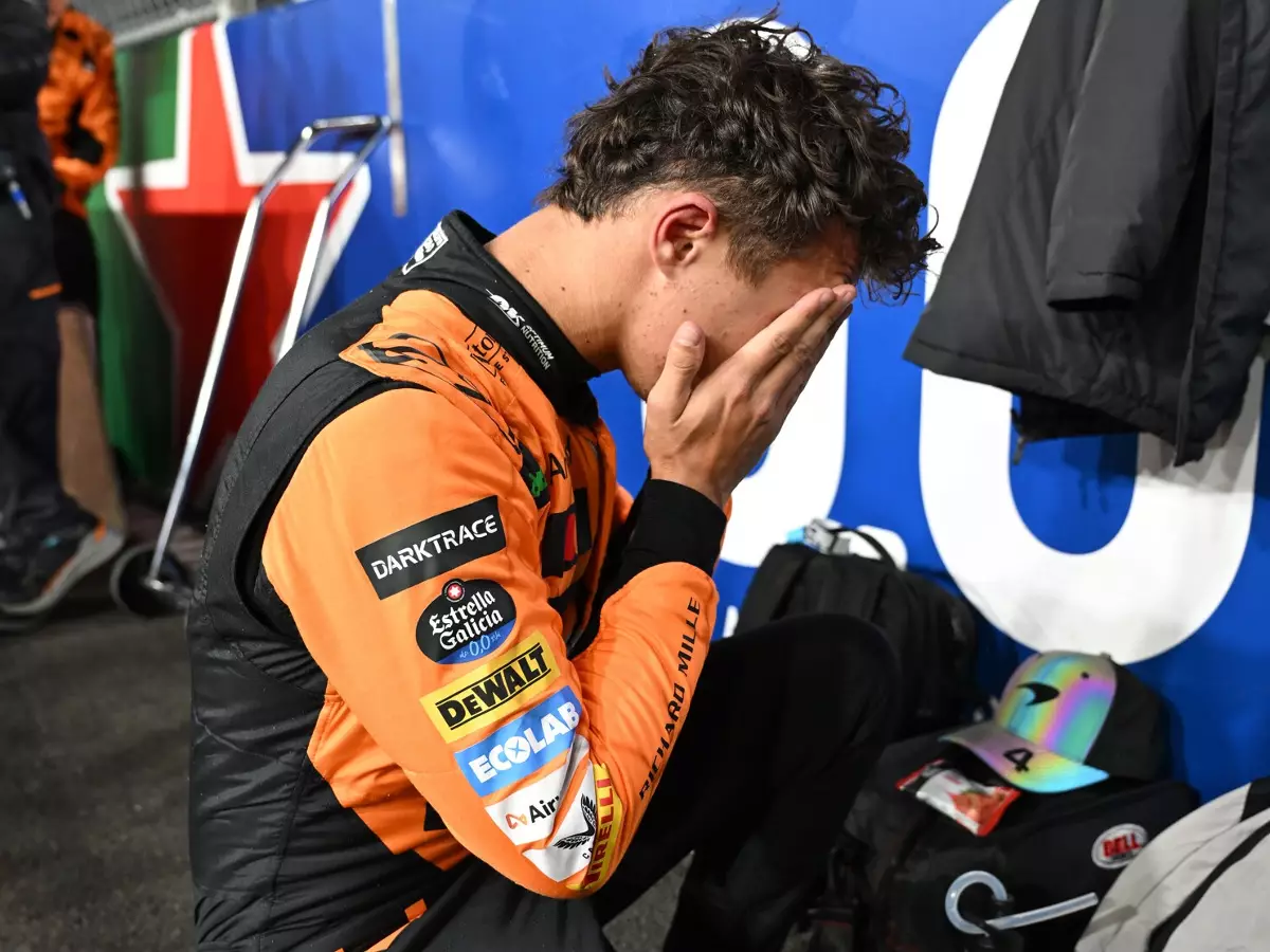 Foto zur News: Wer letzte Nacht am schlechtesten geschlafen hat: Lando Norris