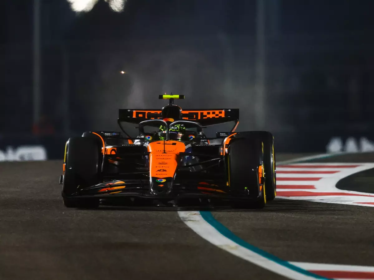 Foto zur News: Freitag in Abu Dhabi: Ist das schon eine Vorentscheidung für McLaren?