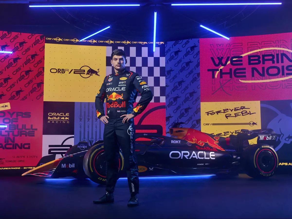 Foto zur News: Anders als Ferrari: Red Bull und Mercedes 2025 ohne eigene Präsentation