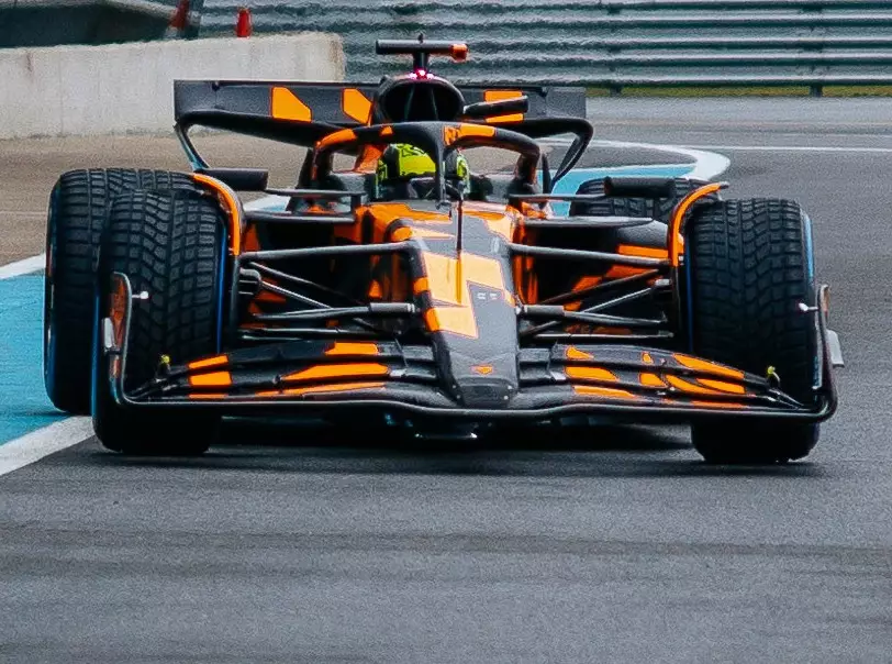 Foto zur News: George Russell: McLaren ist "ohne Zweifel" WM-Favorit 2025