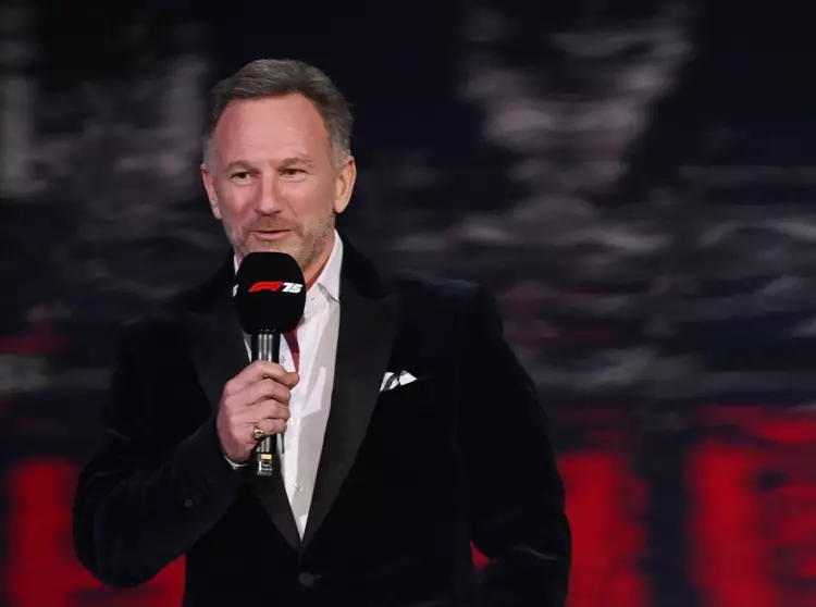 Foto zur News: So hat Christian Horner auf die Buhrufe beim F1-Launch reagiert