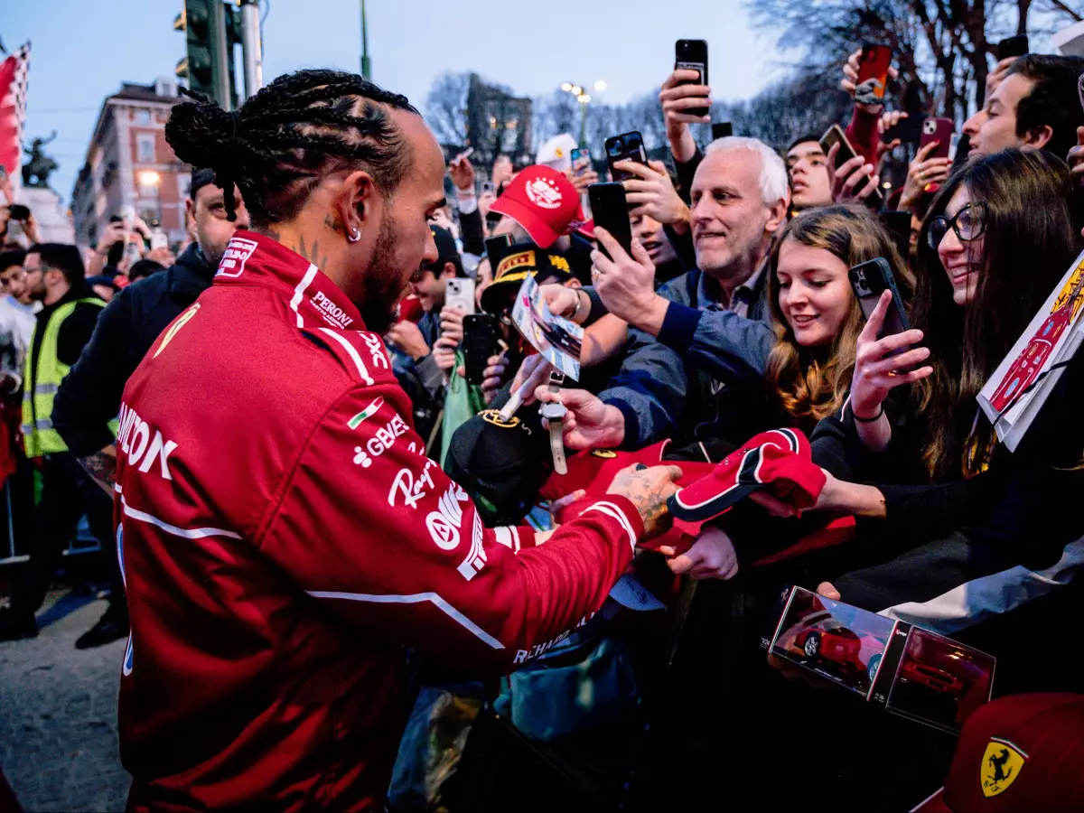 Foto zur News: Helmut Marko: Qualifying wird entscheidend für Hamiltons Ferrari-Erfolg