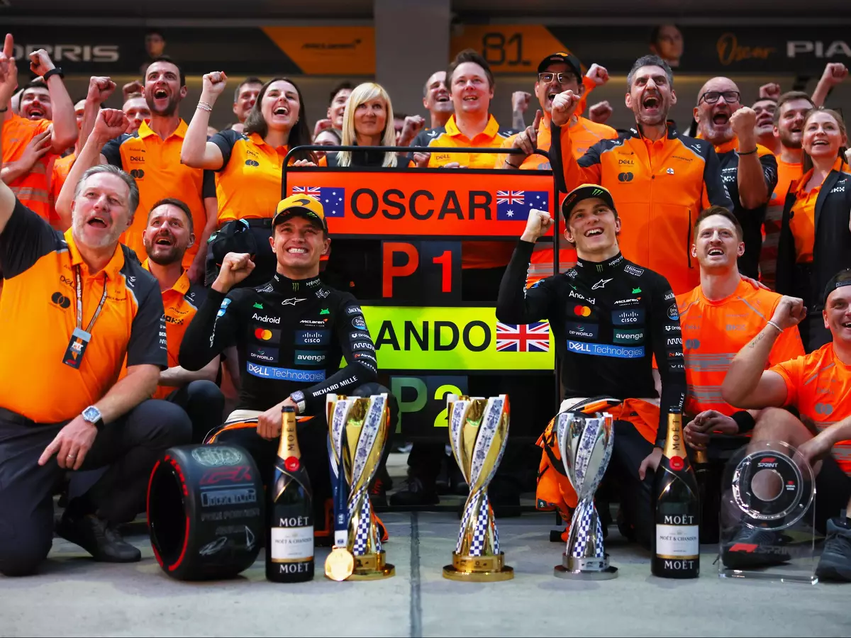 Foto zur News: Analyse: Hätte Lando Norris ohne das Bremsproblem gewonnen?