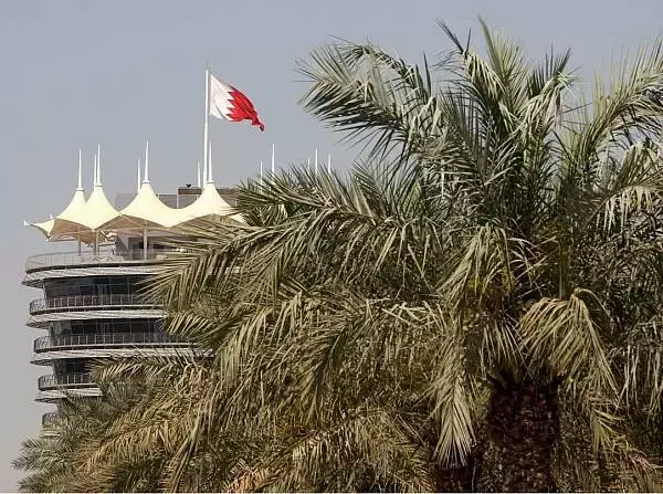 Foto zur News: Bahrain-Unruhen: Ecclestone in Sorge