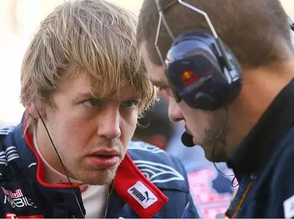 Foto zur News: Vettel: Es war doch der Motor!