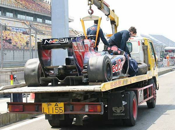 Foto zur News: Toro Rosso: Entwarnung nach Buemi-Crash