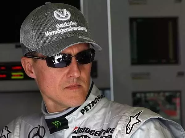 Foto zur News: Schumacher: "Der Abstand ist erschreckend"