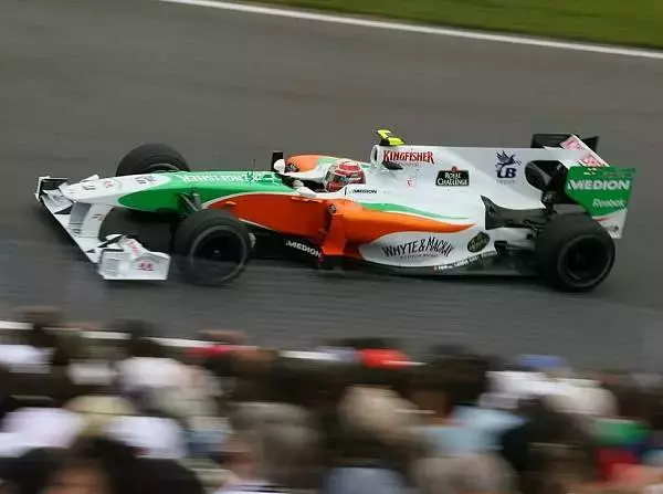 Foto zur News: Force India mit schnellen Zeiten und Optimismus