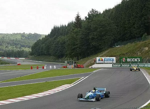 Foto zur News: Tunnel in Spa-Francorchamps eingestürzt