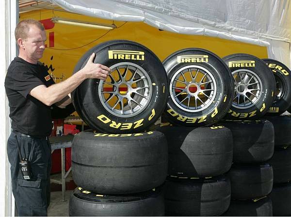 Foto zur News: Pirelli: "Technologie alleine reicht nicht aus"