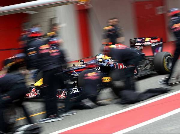 Foto zur News: Red Bull in Barcelona eine Klasse für sich