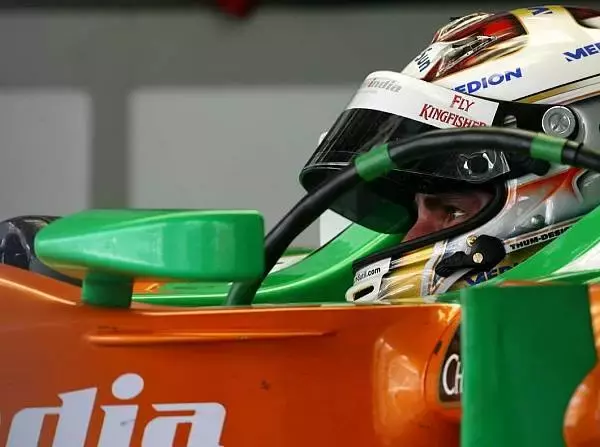 Foto zur News: Force India: Technik bremst Sutil aus