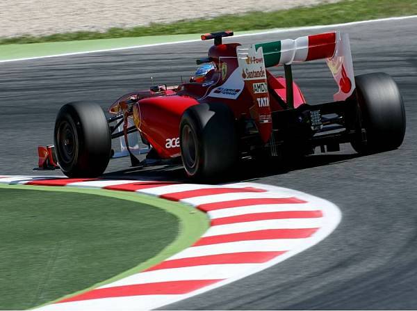 Foto zur News: Neuer Ferrari-Heckflügel als illegal eingestuft