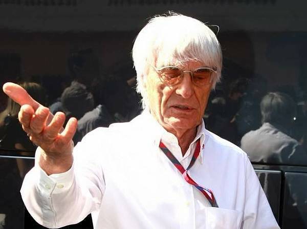 Foto zur News: Ecclestone: "Sie klopfen nur auf den Busch"