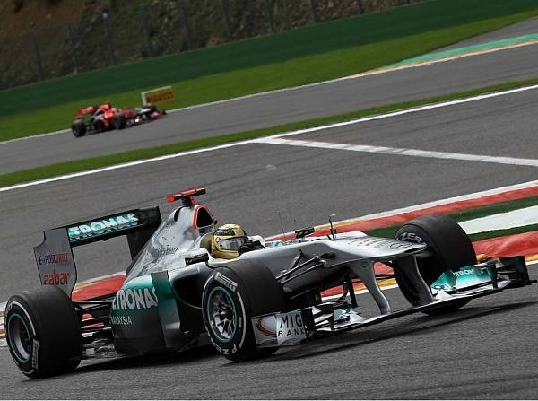Foto zur News: Mercedes: Tolles Jubiläumsrennen für Schumacher