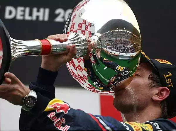 Foto zur News: Red Bull: Vettel ist nicht zu stoppen