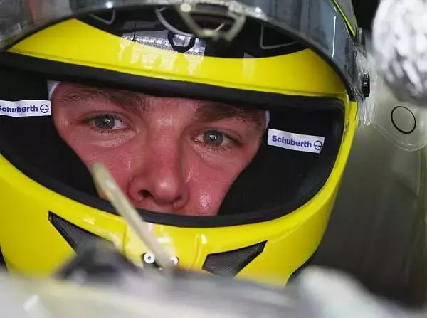 Foto zur News: Rosberg: "Wir begegnen uns auf Augenhöhe"