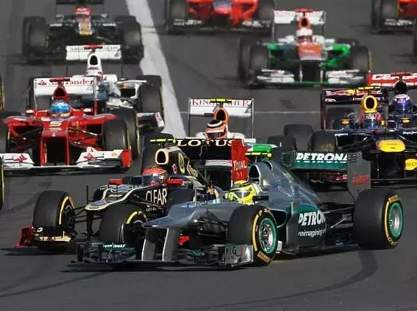 Foto zur News: Rosberg: Super Start dank "Hammer-Einstellungen"