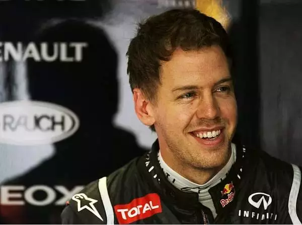 Foto zur News: Vettel nach Vergleichstest: "Fühlt sich etwas besser an"