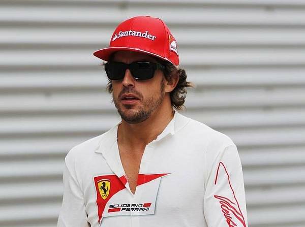 Foto zur News: Alonso meint die Reifen zu verstehen